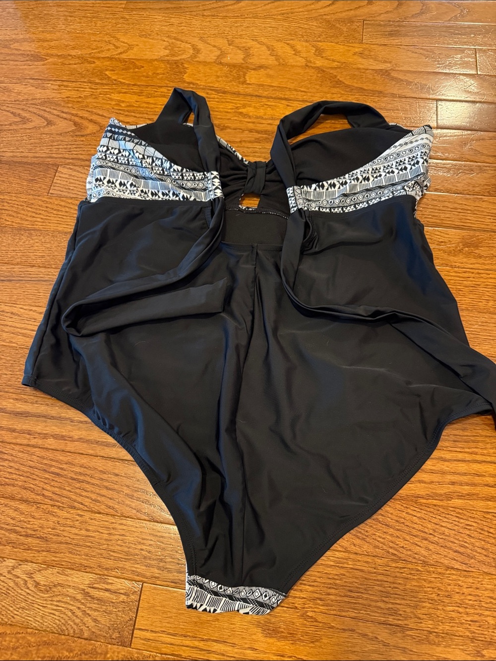 Joe Boxer Geometric Print One Piece Swimsuit Size 3x Black White - Picture 3 of 4